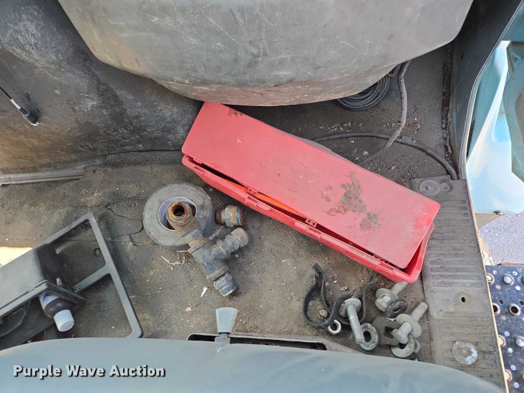 image for item EQ6996 2005 International 7500 sewer jetter truck