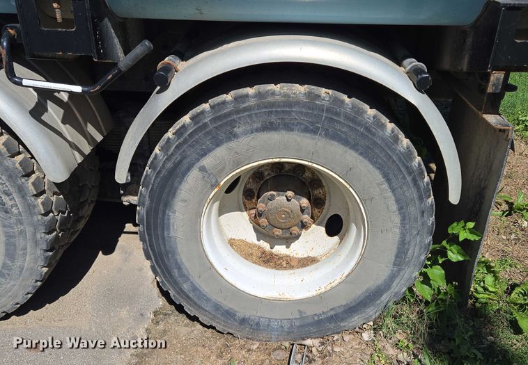 image for item EQ6996 2005 International 7500 sewer jetter truck