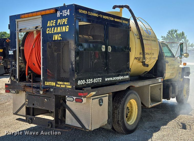 image for item EQ6999 1996 GMC Topkick sewer jetter truck