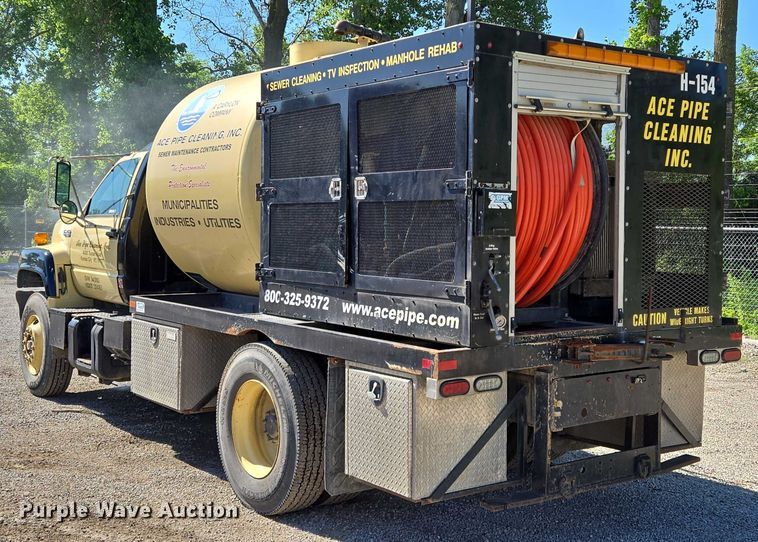 image for item EQ6999 1996 GMC Topkick sewer jetter truck