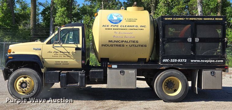 image for item EQ6999 1996 GMC Topkick sewer jetter truck