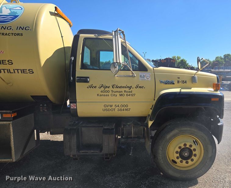 image for item EQ6999 1996 GMC Topkick sewer jetter truck
