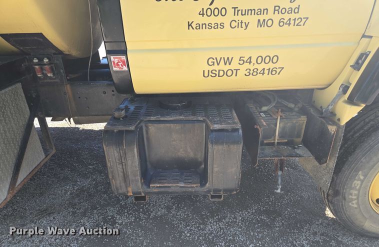 image for item EQ6999 1996 GMC Topkick sewer jetter truck