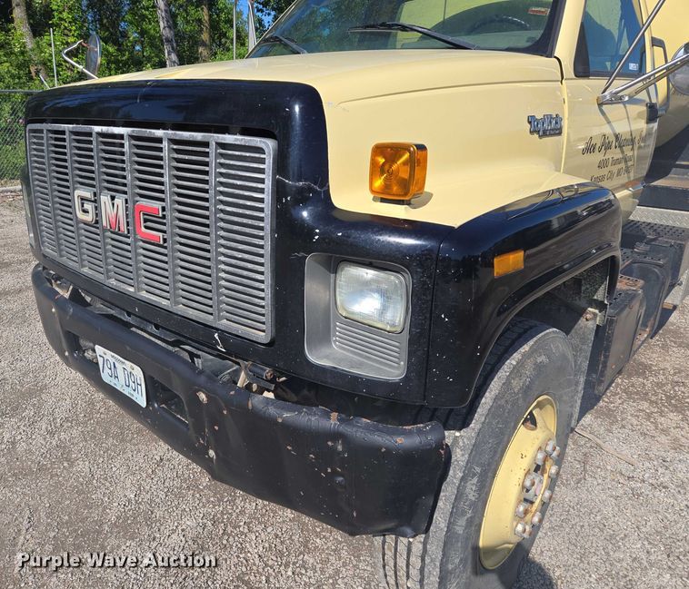 image for item EQ6999 1996 GMC Topkick sewer jetter truck