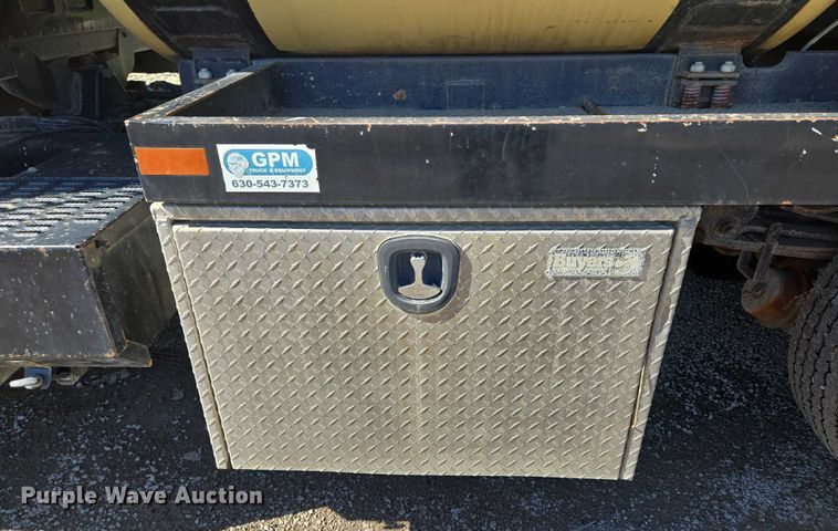 image for item EQ6999 1996 GMC Topkick sewer jetter truck