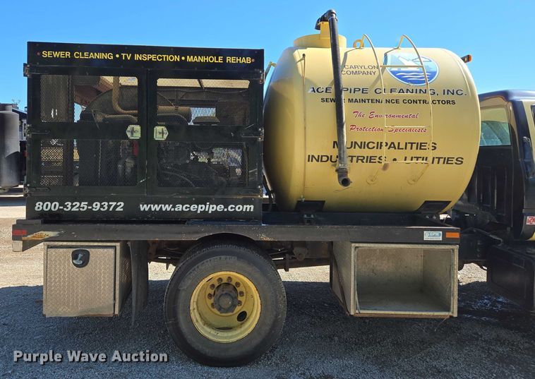 image for item EQ6999 1996 GMC Topkick sewer jetter truck