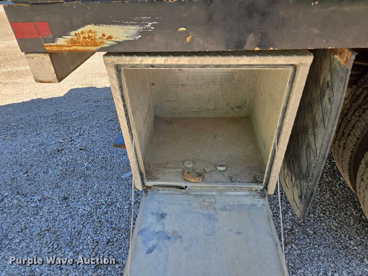 image for item EQ6999 1996 GMC Topkick sewer jetter truck