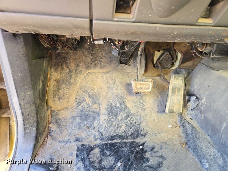 image for item EQ6999 1996 GMC Topkick sewer jetter truck