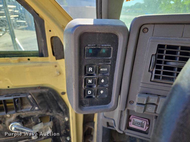 image for item EQ6999 1996 GMC Topkick sewer jetter truck