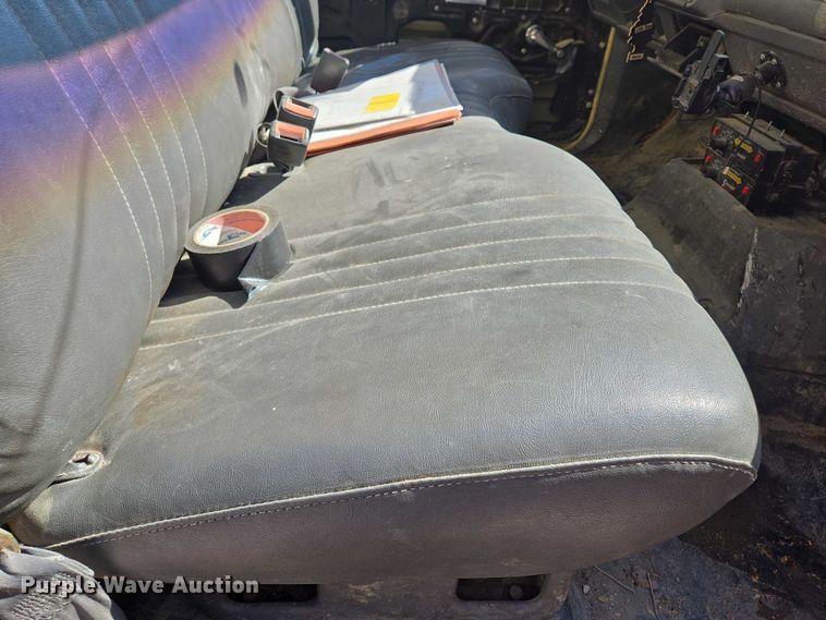 image for item EQ6999 1996 GMC Topkick sewer jetter truck