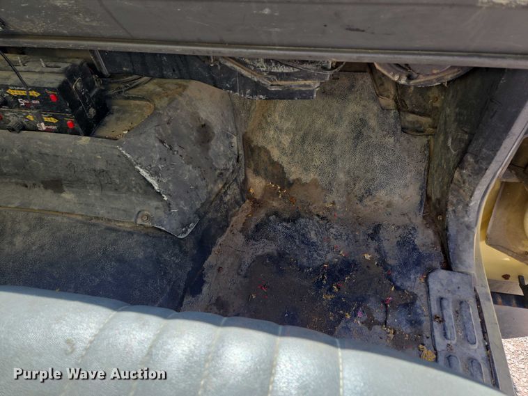 image for item EQ6999 1996 GMC Topkick sewer jetter truck