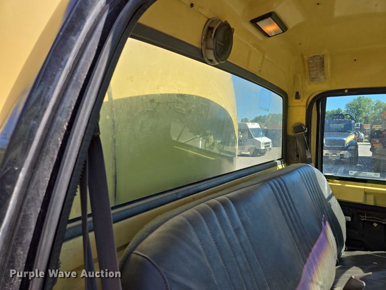 image for item EQ6999 1996 GMC Topkick sewer jetter truck