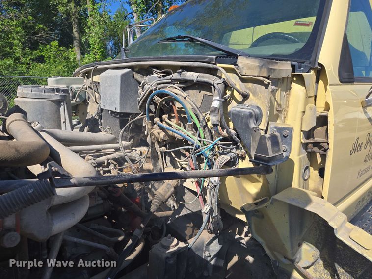 image for item EQ6999 1996 GMC Topkick sewer jetter truck