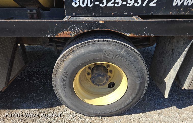 image for item EQ6999 1996 GMC Topkick sewer jetter truck