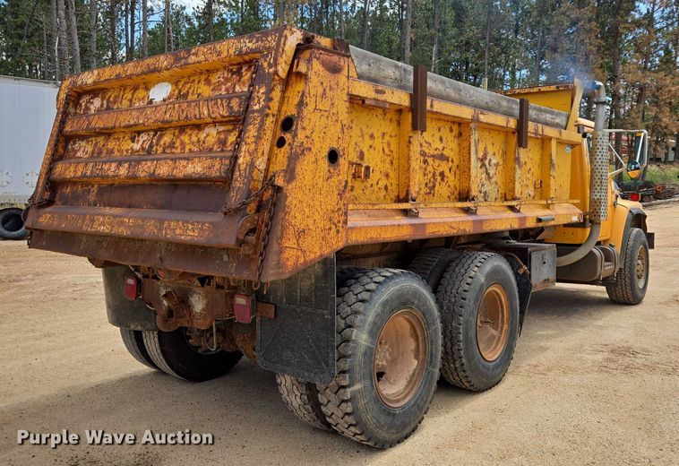 image for item ER5228 1989 International F1954 dump truck