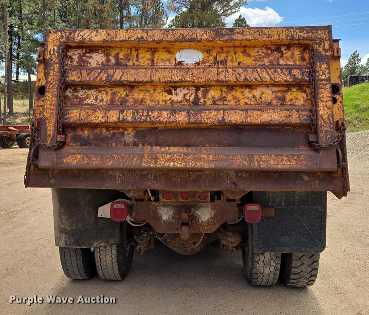 image for item ER5228 1989 International F1954 dump truck