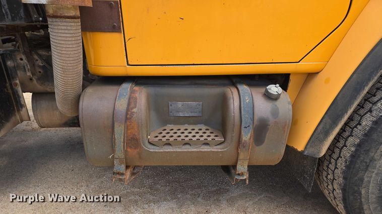 image for item ER5228 1989 International F1954 dump truck