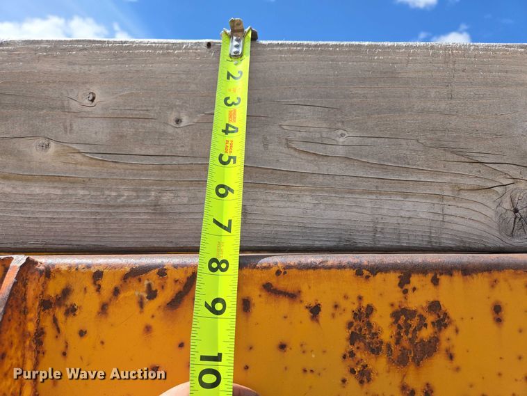 image for item ER5228 1989 International F1954 dump truck