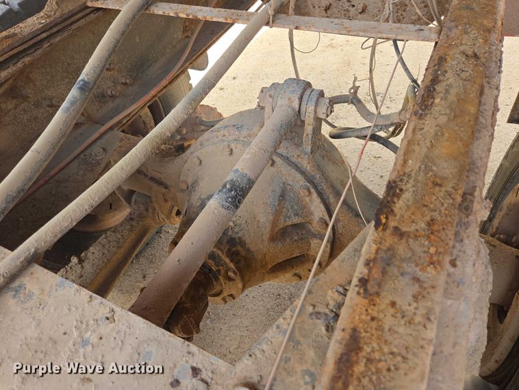 image for item ER5228 1989 International F1954 dump truck