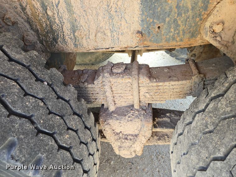 image for item ER5228 1989 International F1954 dump truck