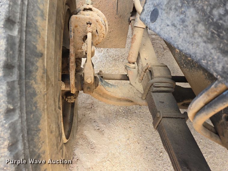 image for item ER5228 1989 International F1954 dump truck