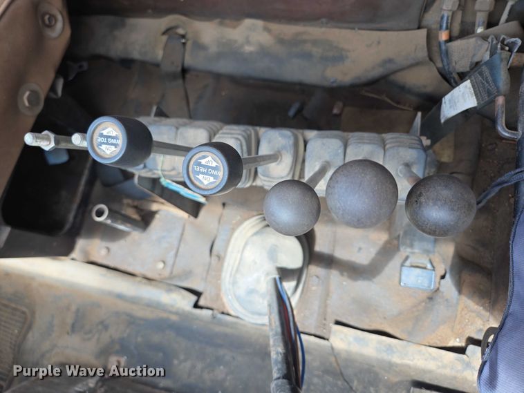 image for item ER5228 1989 International F1954 dump truck