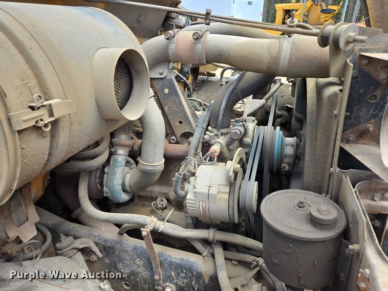 image for item ER5228 1989 International F1954 dump truck