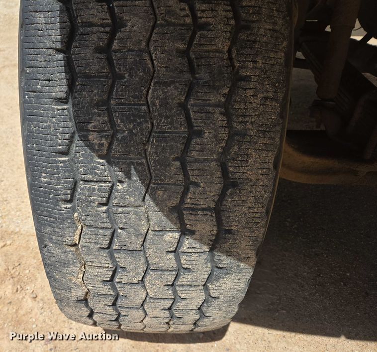 image for item ER5228 1989 International F1954 dump truck