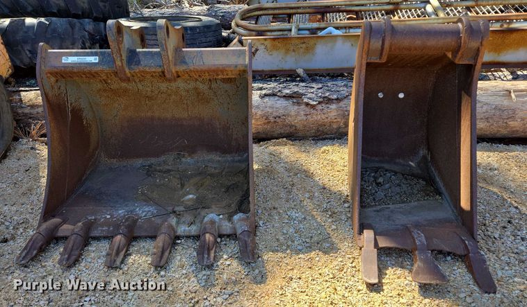 image for item ER5231 (2) excavator buckets
