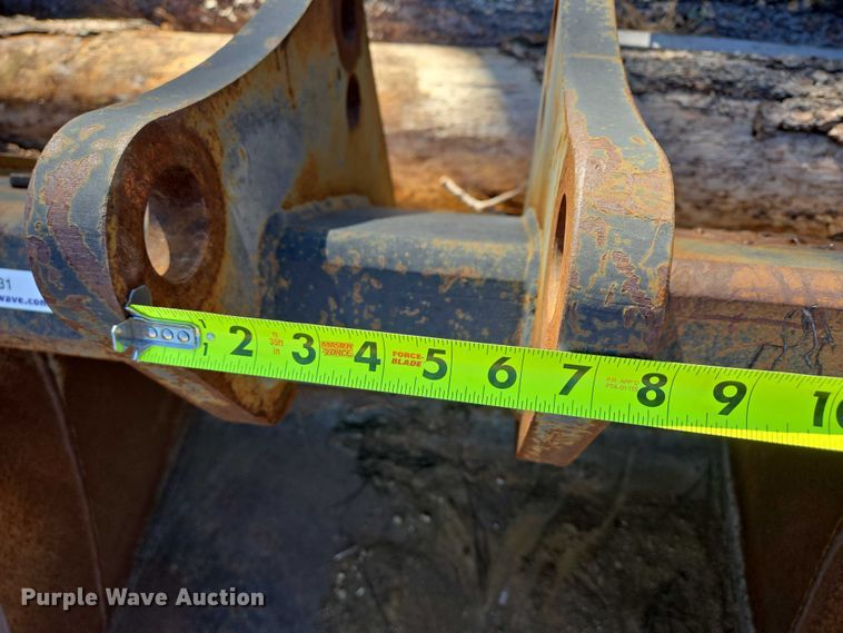 image for item ER5231 (2) excavator buckets