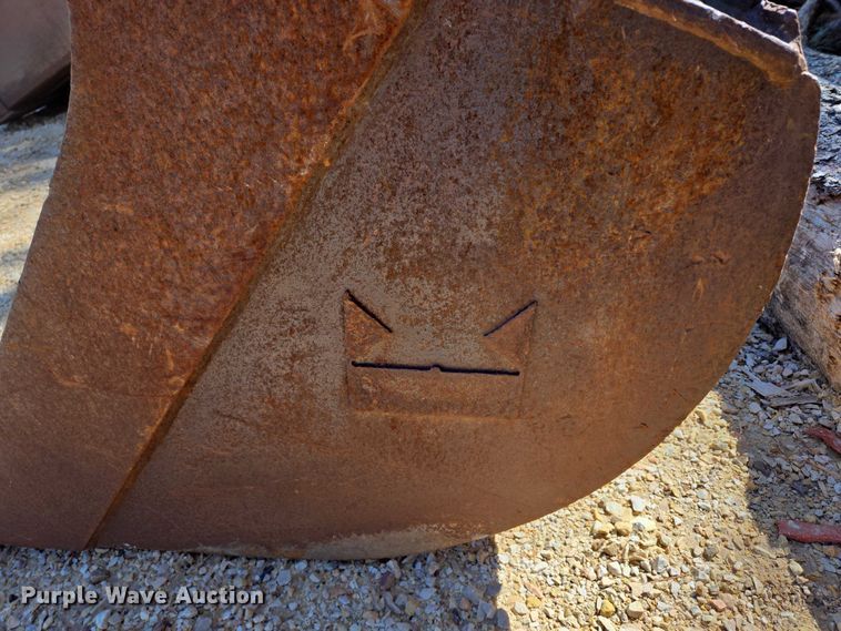 image for item ER5231 (2) excavator buckets