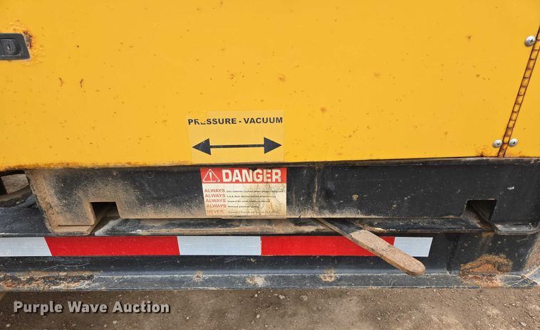 image for item ER5238 2009 Vermeer LP 855 SDT vacuum excavator