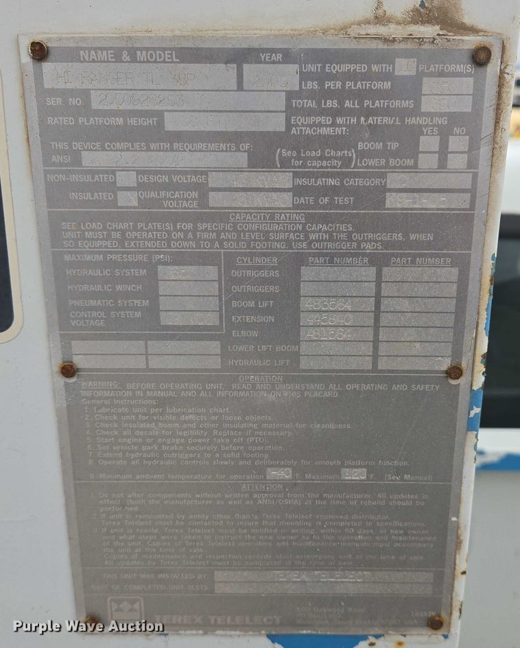 image for item ER5239 2005 Ford F550 Super Duty bucket truck