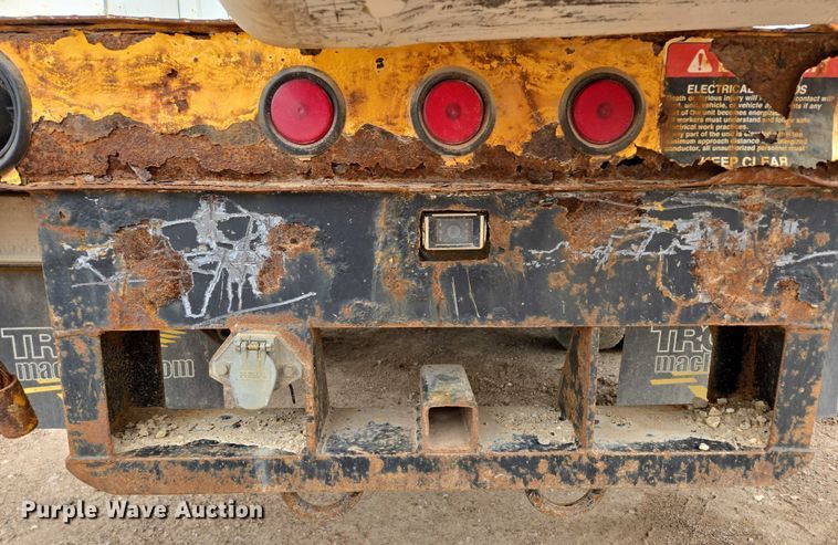 image for item ER5239 2005 Ford F550 Super Duty bucket truck