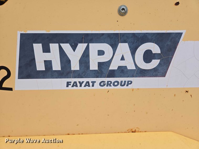 image for item ER5240 Hypac C822D single drum vibratory roller