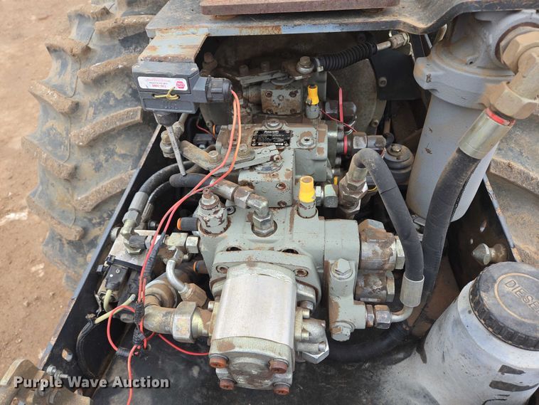 image for item ER5240 Hypac C822D single drum vibratory roller