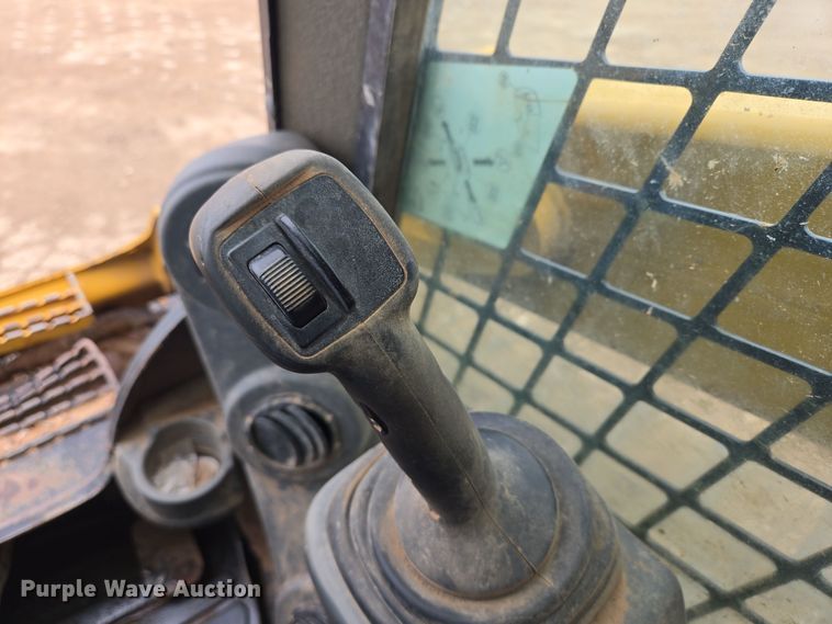 image for item ER5241 2014 Caterpillar 289D tracked skid steer loader