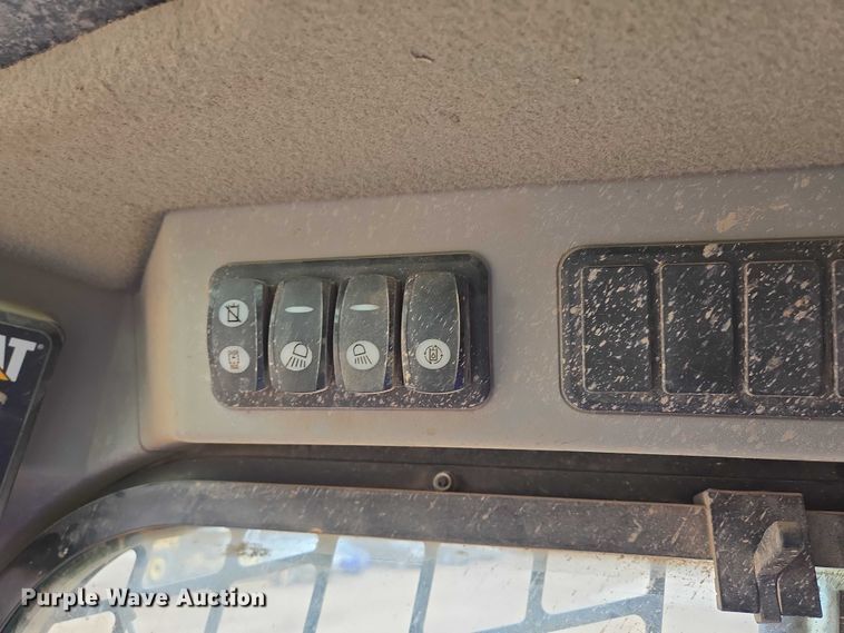 image for item ER5241 2014 Caterpillar 289D tracked skid steer loader