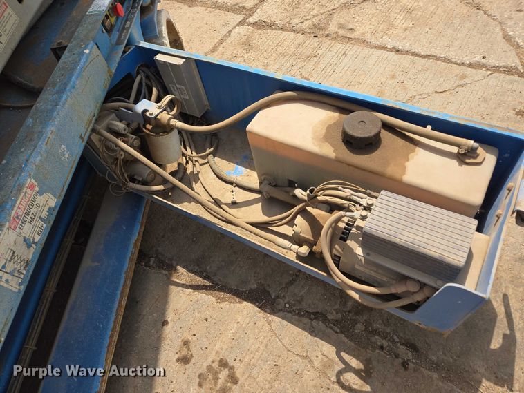 image for item ER5244 1999 Genie GS3246 scissor lift