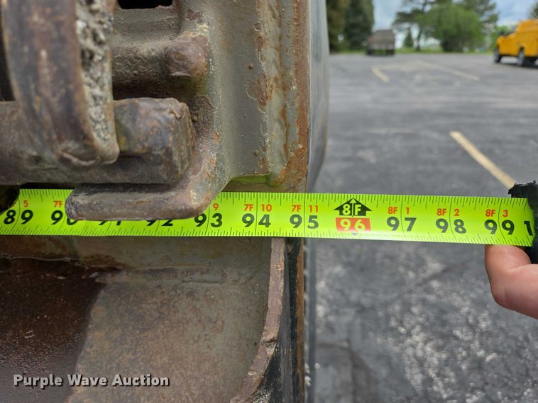 image for item ER5246 2013 Kenworth T800 dump truck