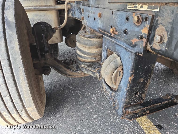 image for item ER5246 2013 Kenworth T800 dump truck