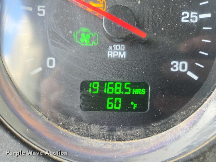 image for item ER5246 2013 Kenworth T800 dump truck