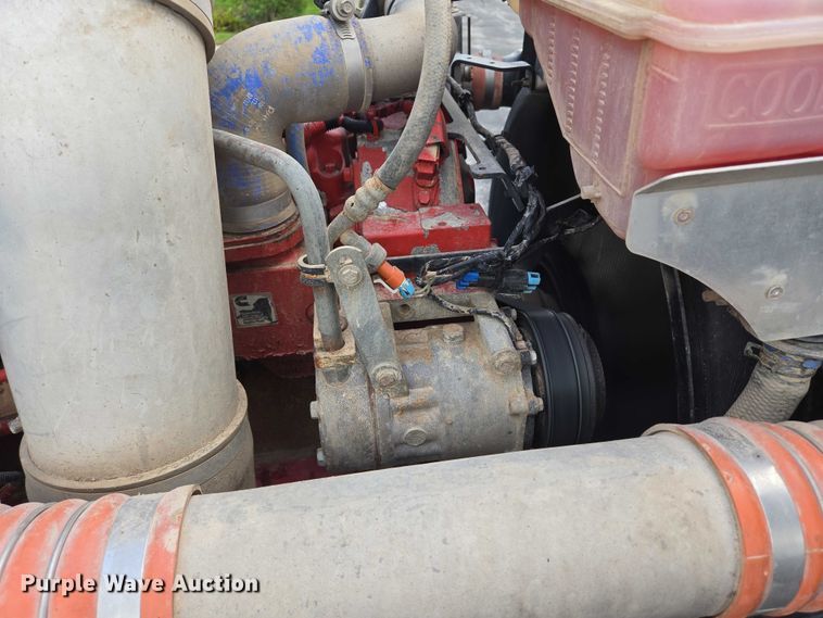 image for item ER5246 2013 Kenworth T800 dump truck