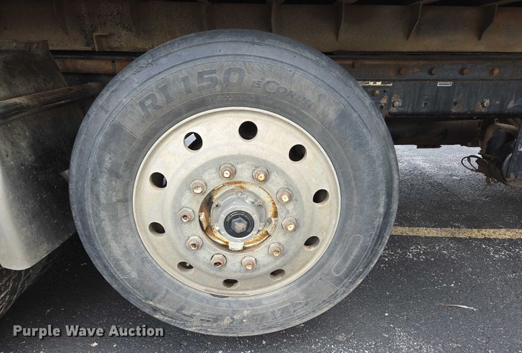 image for item ER5246 2013 Kenworth T800 dump truck