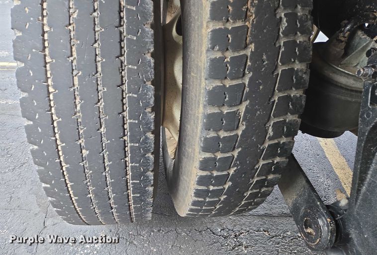 image for item ER5246 2013 Kenworth T800 dump truck