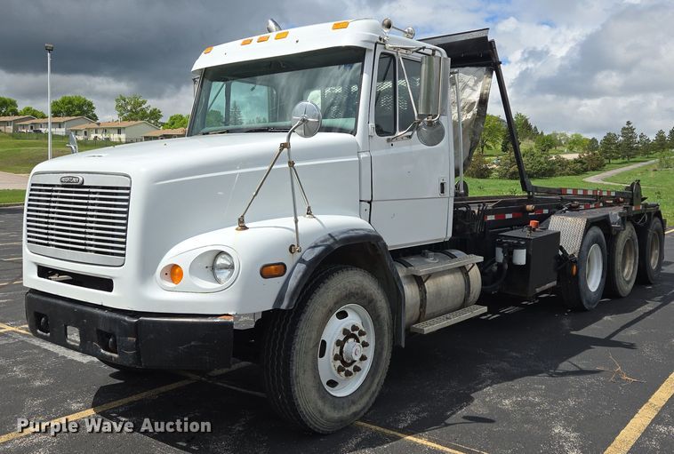 image for item ER5247 2002 Freightliner  FL112 roll-off container truck