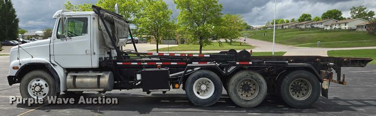 image for item ER5247 2002 Freightliner  FL112 roll-off container truck