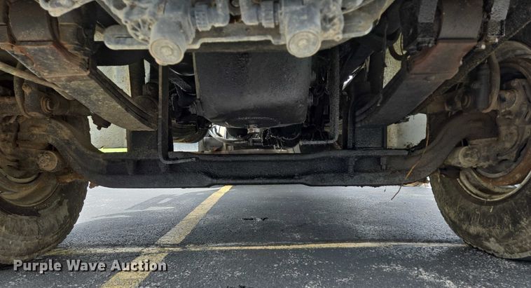 image for item ER5247 2002 Freightliner  FL112 roll-off container truck