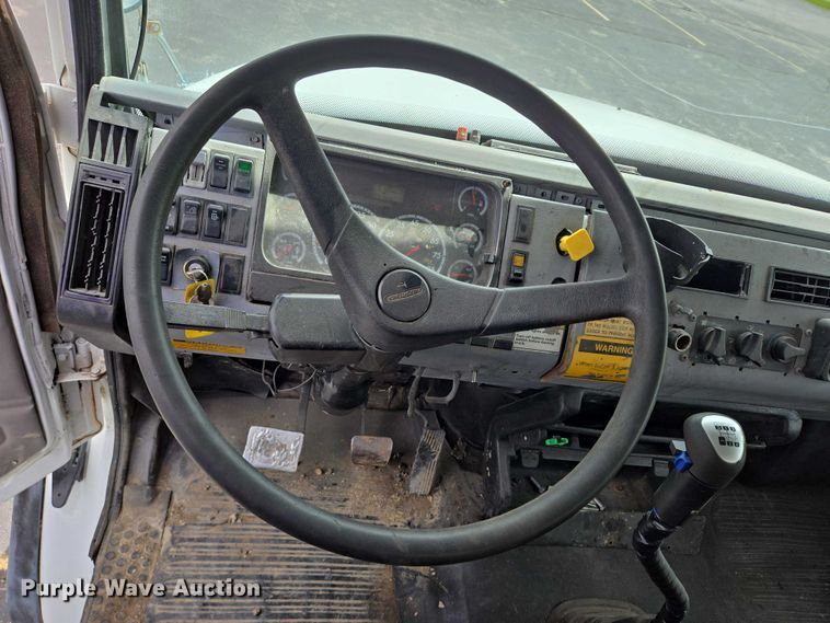 image for item ER5247 2002 Freightliner  FL112 roll-off container truck