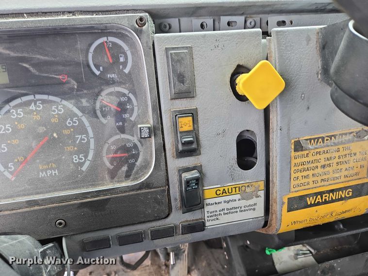 image for item ER5247 2002 Freightliner  FL112 roll-off container truck